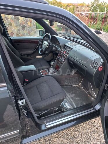 Mercedes C 180 2000, 120,000 km - 1.8 l - Bakı