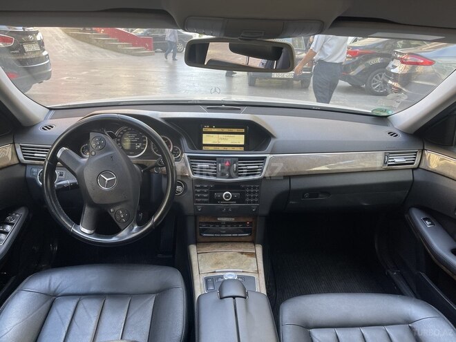 Mercedes E 300 2010, 156,000 km - 3.0 l - Bakı