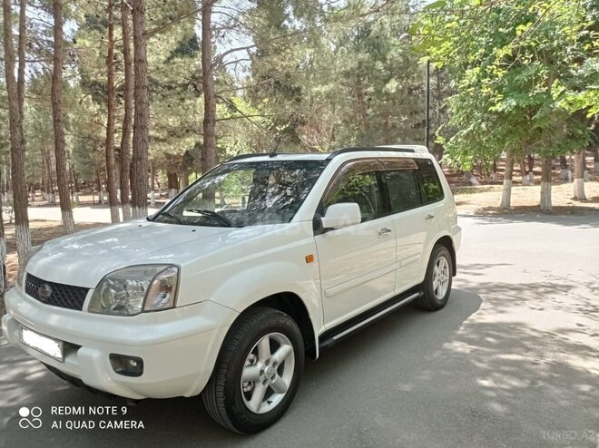 Nissan X-Trail 2001, 325,039 km - 2.0 l - Sumqayıt