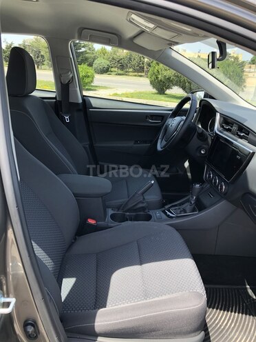 Toyota Corolla 2017, 11,700 km - 1.6 l - Bakı
