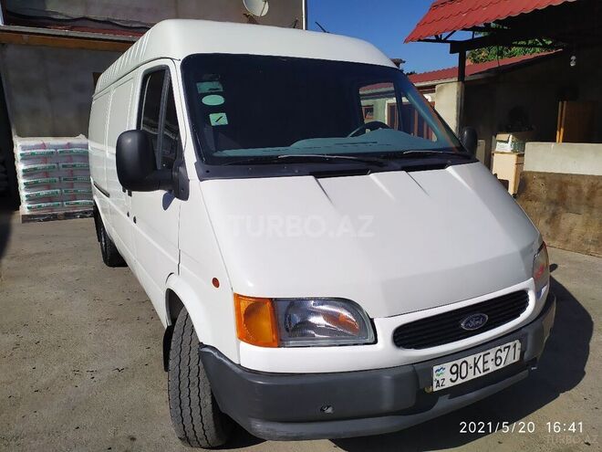 Ford Transit 2000, 358,000 km - 2.5 l - Quba