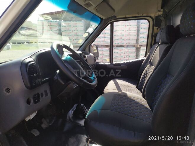 Ford Transit 2000, 358,000 km - 2.5 l - Quba
