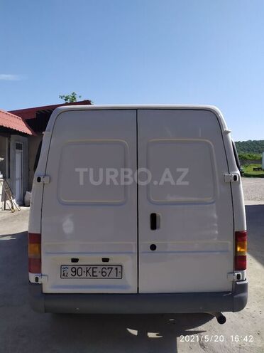 Ford Transit 2000, 358,000 km - 2.5 l - Quba