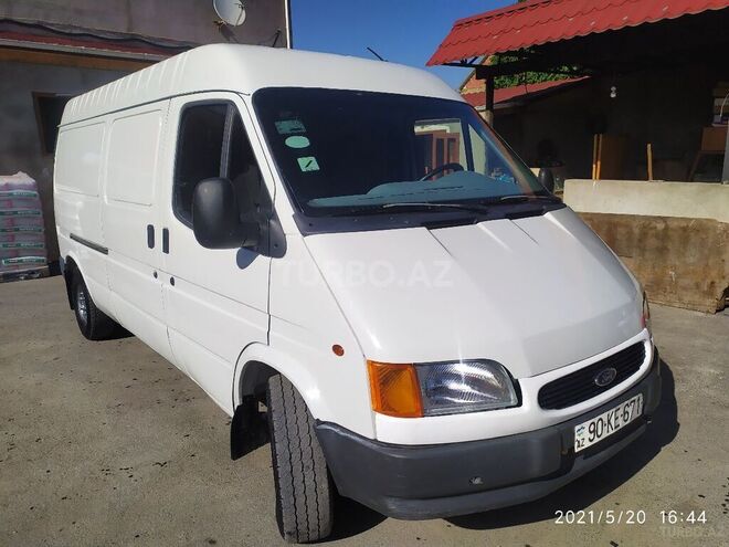 Ford Transit 2000, 358,000 km - 2.5 l - Quba