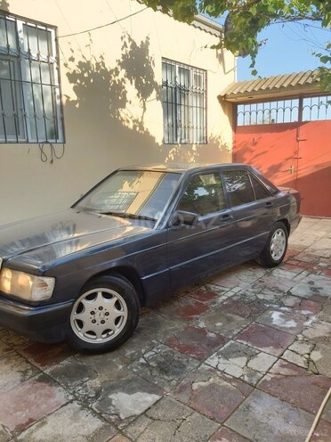 Mercedes 190 1991, 296,354 km - 2.0 l - Bakı