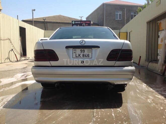 Mercedes E 430 1998, 178,000 km - 4.3 l - Bakı