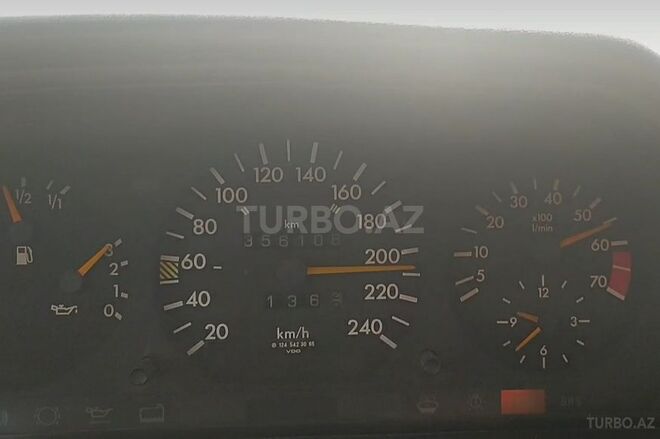Mercedes E 220 1994, 546,974 km - 2.2 l - Şamaxı