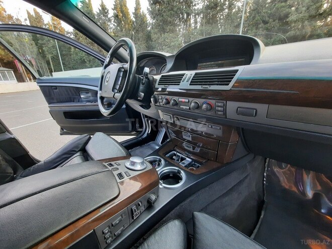 BMW 745 2005, 276,483 km - 4.4 l - Sumqayıt