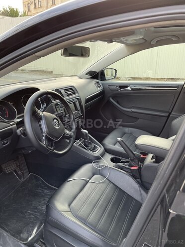Volkswagen Jetta 2014, 73,800 km - 1.8 l - Bakı