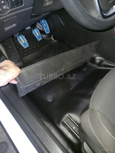 Opel Astra 2011, 142,000 km - 1.3 л - Bakı