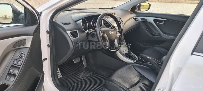 Hyundai Elantra 2014, 141,121 km - 1.8 l - Bakı