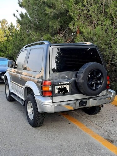 Mitsubishi Pajero 1992, 260,000 km - 2.5 l - Bakı