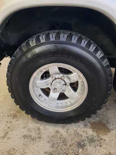 Mitsubishi Pajero 1992, 260,000 km - 2.5 l - Bakı
