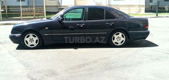 Mercedes E 240 1998, 395,000 km - 2.4 л - Sumqayıt