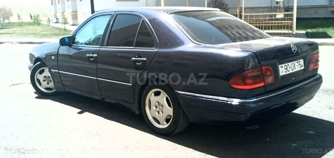 Mercedes E 240 1998, 395,000 km - 2.4 л - Sumqayıt