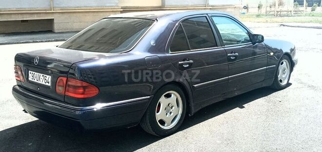 Mercedes E 240 1998, 395,000 km - 2.4 л - Sumqayıt