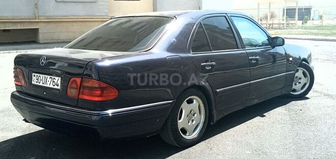 Mercedes E 240 1998, 395,000 km - 2.4 л - Sumqayıt