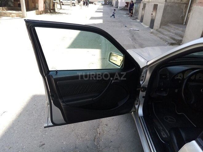 Mercedes C 230 2000, 285,000 km - 2.3 l - Sumqayıt