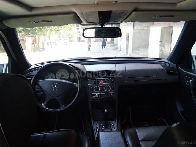Mercedes C 230 2000, 285,000 km - 2.3 l - Sumqayıt