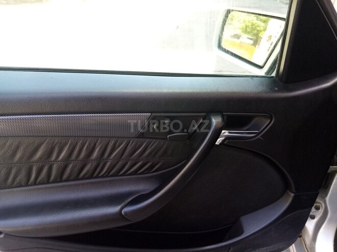 Mercedes C 230 2000, 285,000 km - 2.3 l - Sumqayıt
