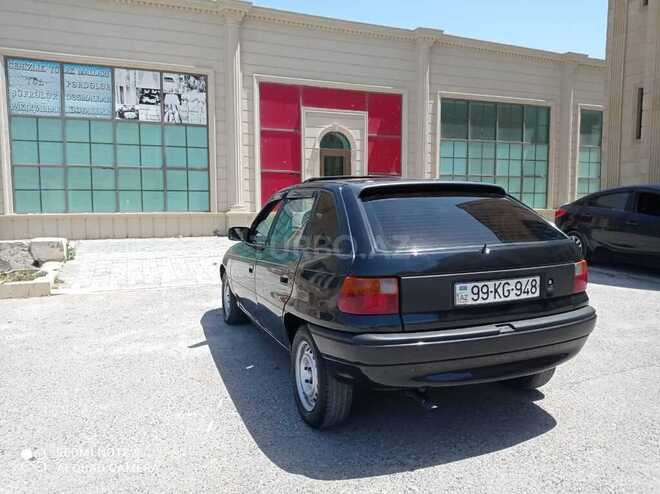 Opel Astra 1993, 268,445 km - 1.6 l - Bakı
