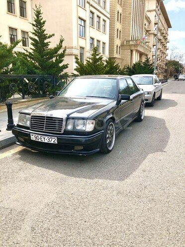 Mercedes E 260 1988, 477,000 km - 2.6 л - Bakı