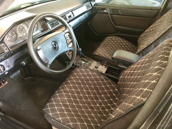 Mercedes E 260 1988, 477,000 km - 2.6 л - Bakı