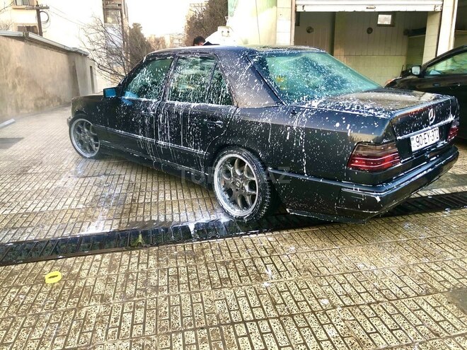 Mercedes E 260 1988, 477,000 km - 2.6 л - Bakı