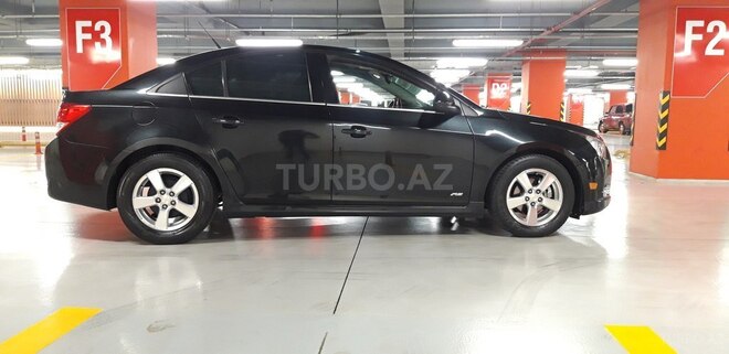 Chevrolet Cruze 2011, 325,000 km - 1.4 l - Gəncə