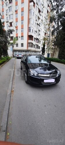 Opel Astra 2009, 209,000 km - 1.4 l - Bakı