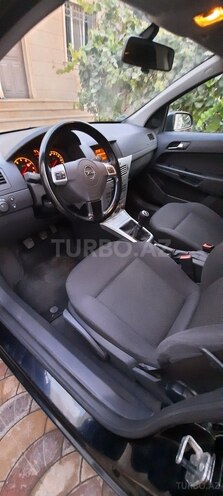 Opel Astra 2009, 209,000 km - 1.4 l - Bakı