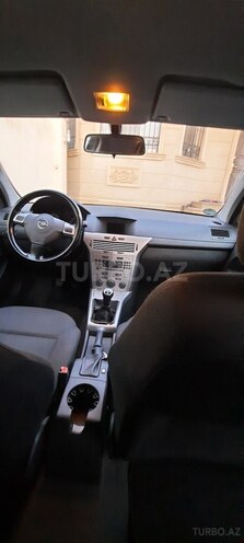 Opel Astra 2009, 209,000 km - 1.4 l - Bakı