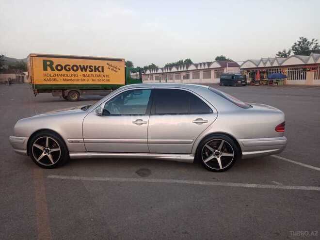 Mercedes E 320 2001, 320,000 km - 3.2 l - Ağsu