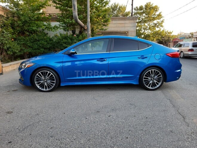 Hyundai Elantra 2017, 64,700 km - 1.6 l - Bakı