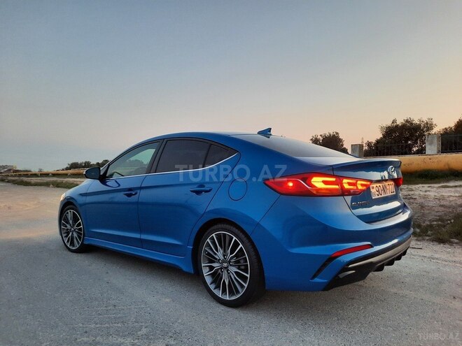 Hyundai Elantra 2017, 64,700 km - 1.6 l - Bakı