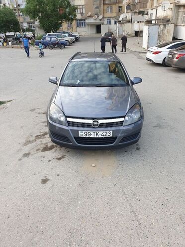 Opel Astra 2006, 200,000 km - 1.3 l - Bakı