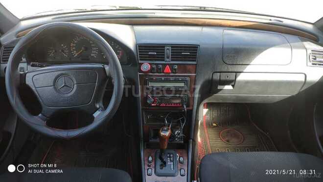 Mercedes C 240 1997, 384,000 km - 2.4 l - Bakı