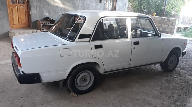 LADA (VAZ) 2107 2009, 96,000 km - 1.5 л - Goranboy