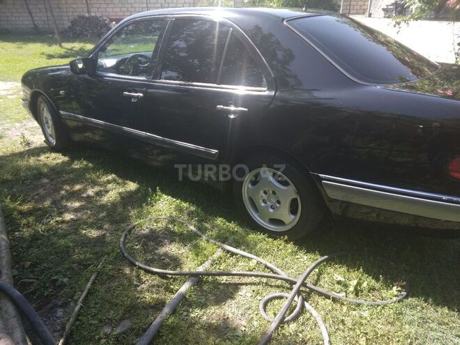 Mercedes E 200 1997, 55,000 km - 2.0 l - Zaqatala