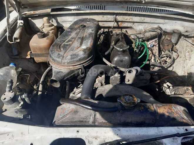 GAZ 24 1985, 206,000 km - 2.4 l - Bakı