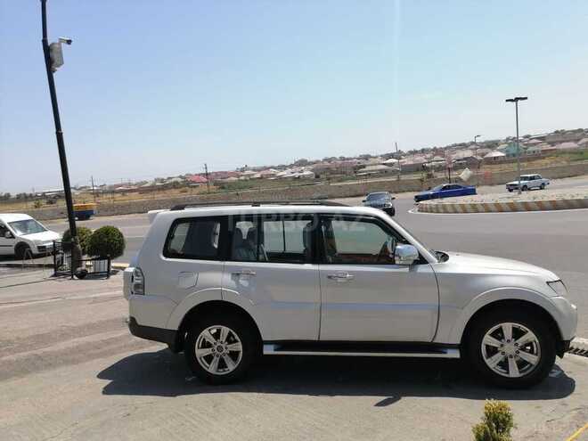 Mitsubishi Pajero 2007, 300,000 km - 3.0 l - Bakı