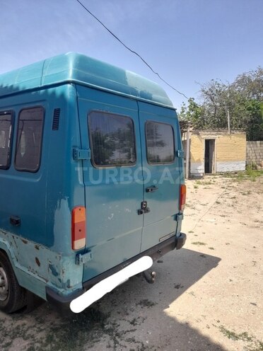 Mercedes 208 D 1993, 455,460 km - 2.3 л - Şirvan