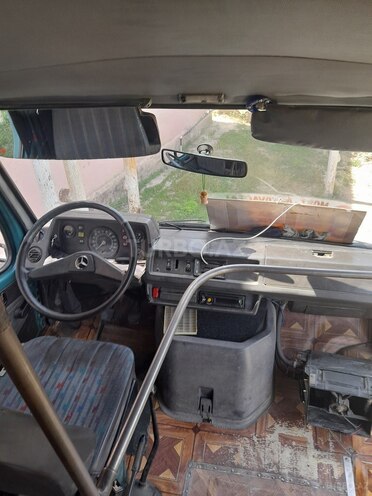Mercedes 208 D 1993, 455,460 km - 2.3 л - Şirvan