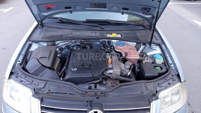 Volkswagen Passat 2003, 262,320 km - 1.8 l - Bakı