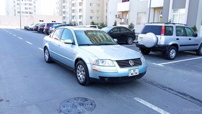 Volkswagen Passat 2003, 262,320 km - 1.8 l - Bakı