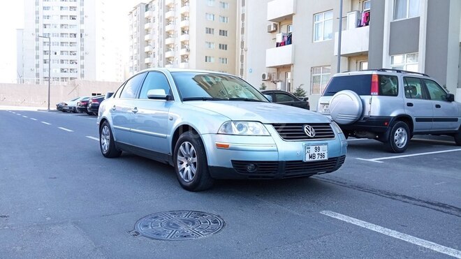Volkswagen Passat 2003, 262,320 km - 1.8 l - Bakı
