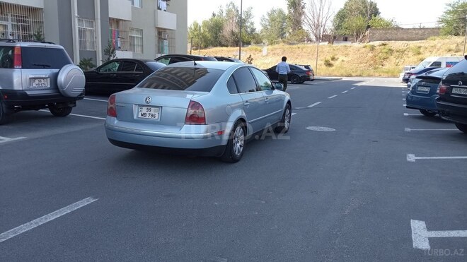 Volkswagen Passat 2003, 262,320 km - 1.8 l - Bakı