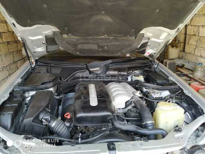 Mercedes E 220 1999, 345,000 km - 2.2 л - Bakı