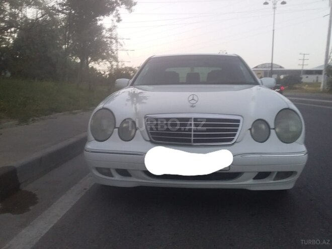 Mercedes E 270 2001, 351,000 km - 2.7 l - Bakı