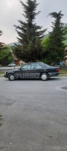 Mercedes E 200 1993, 233,000 km - 2.0 l - Bakı
